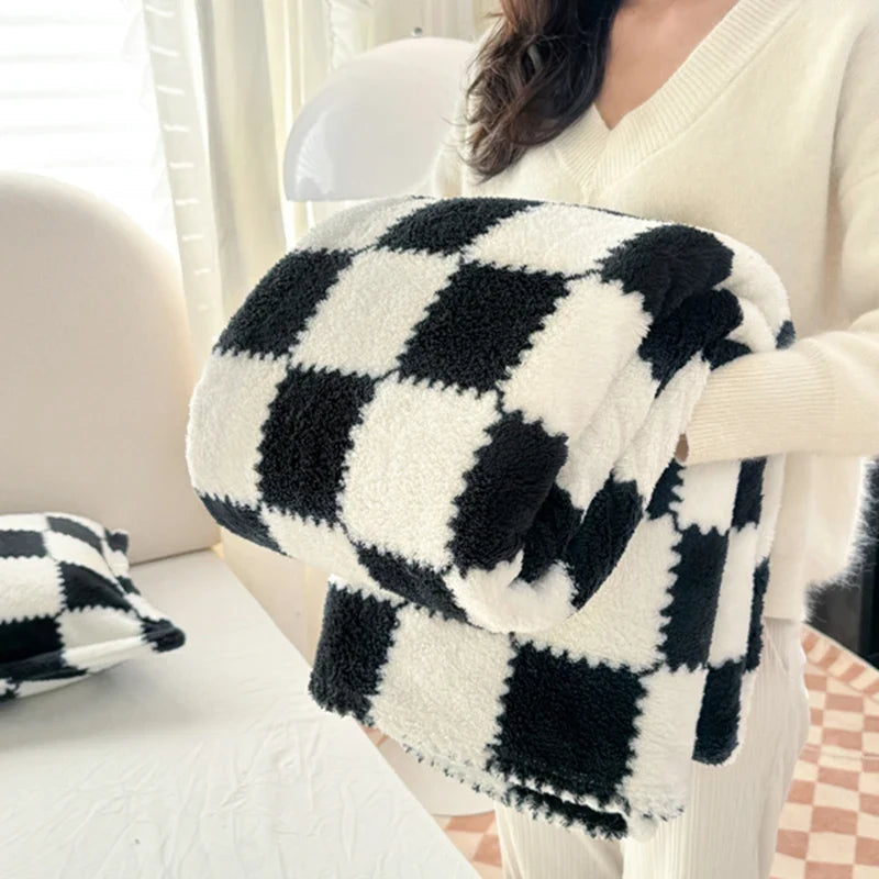 Black Soft Checked Fleece Throw