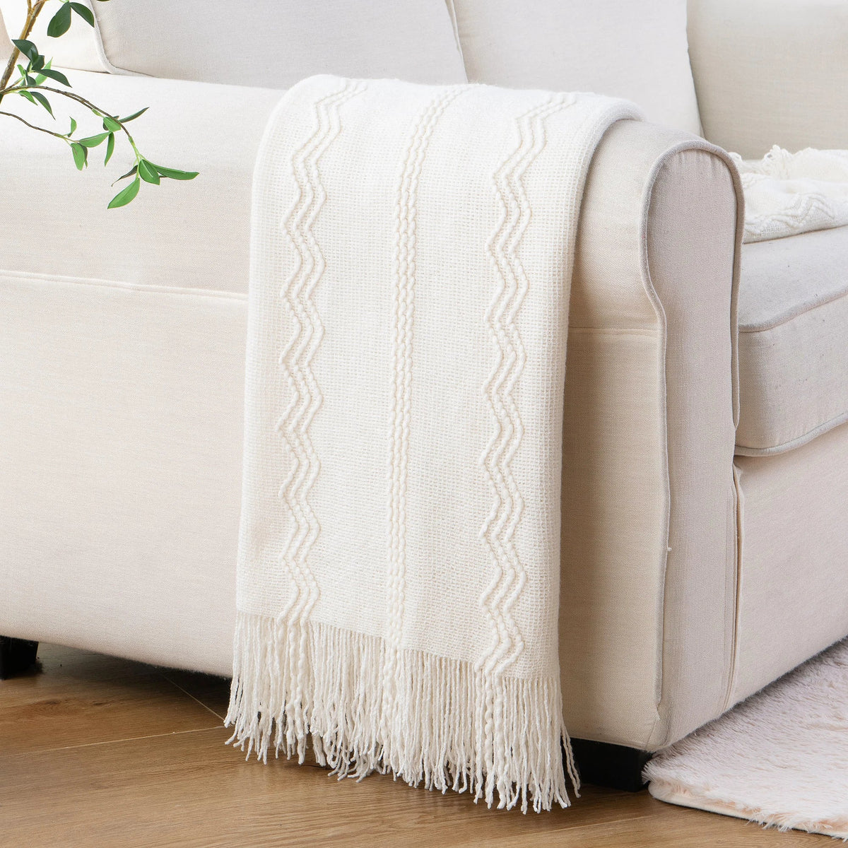 White Textured Knitted Fringed Throw