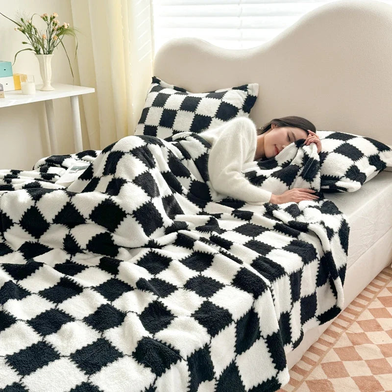 Black Soft Checked Fleece Throw