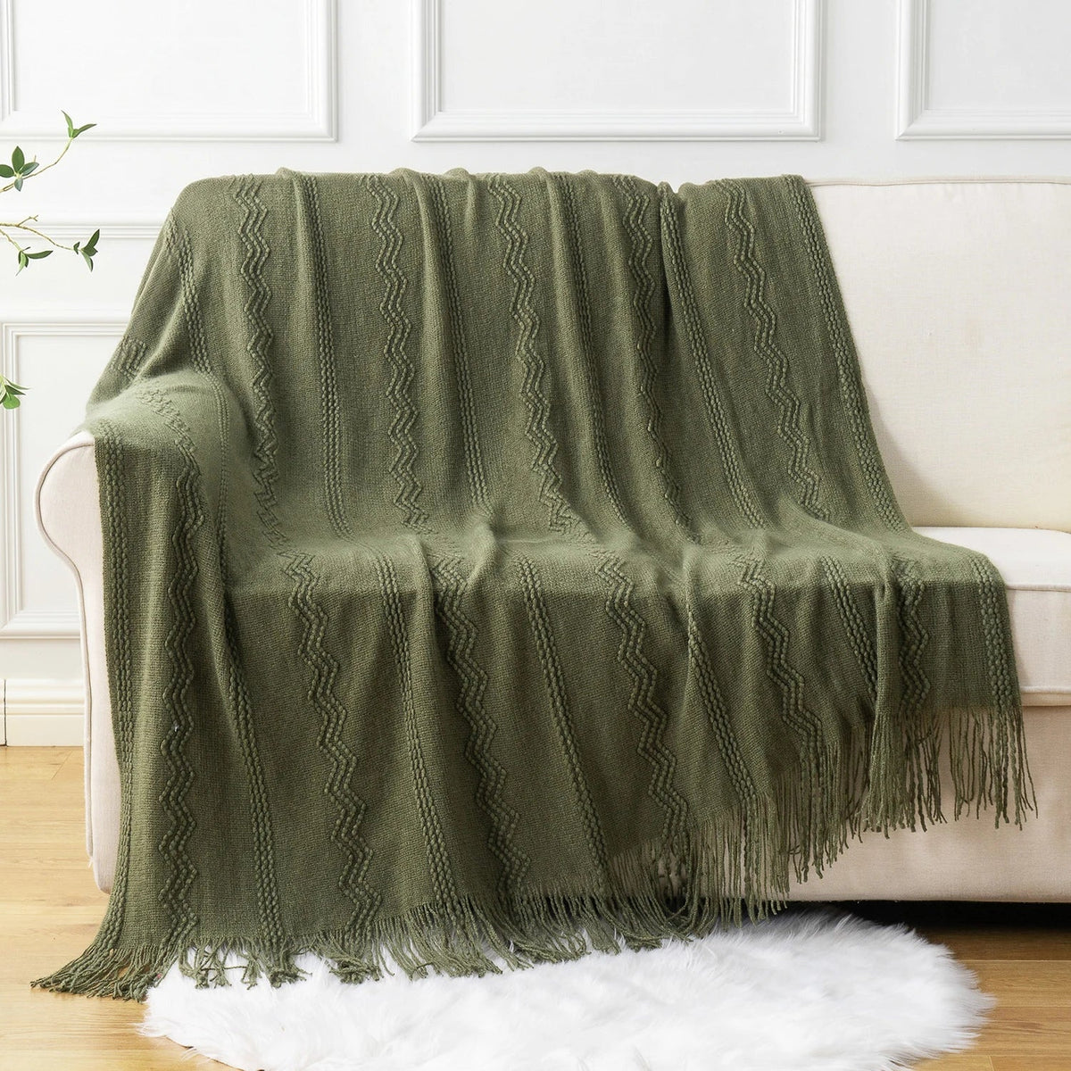 Black Textured Knitted Fringed Throw