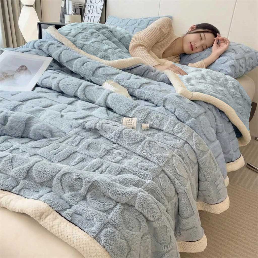 Blue Soft Raised Heart-Pattern Fleece Throw
