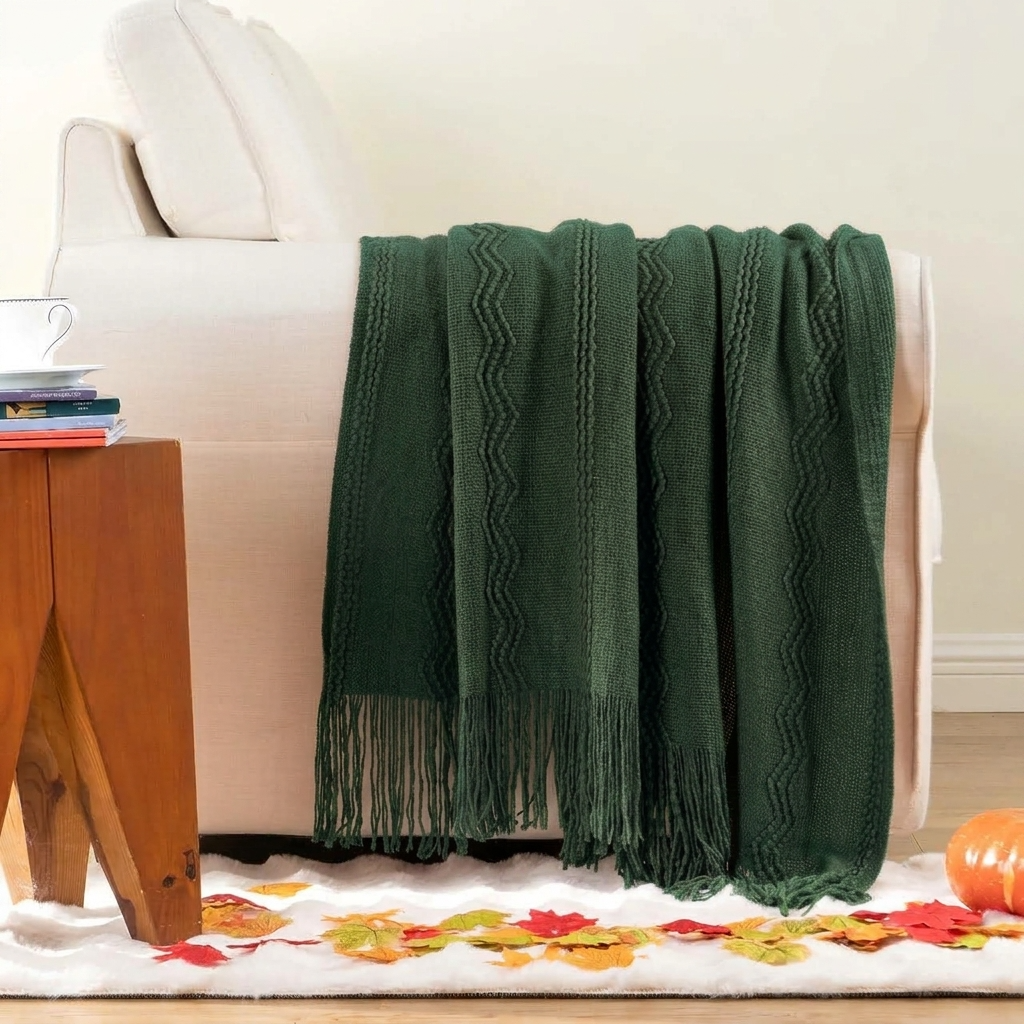Forest Green Textured Knitted Fringed Throw