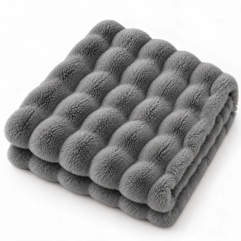 Soft Raised Faux Fur Throw – White 160x200cm