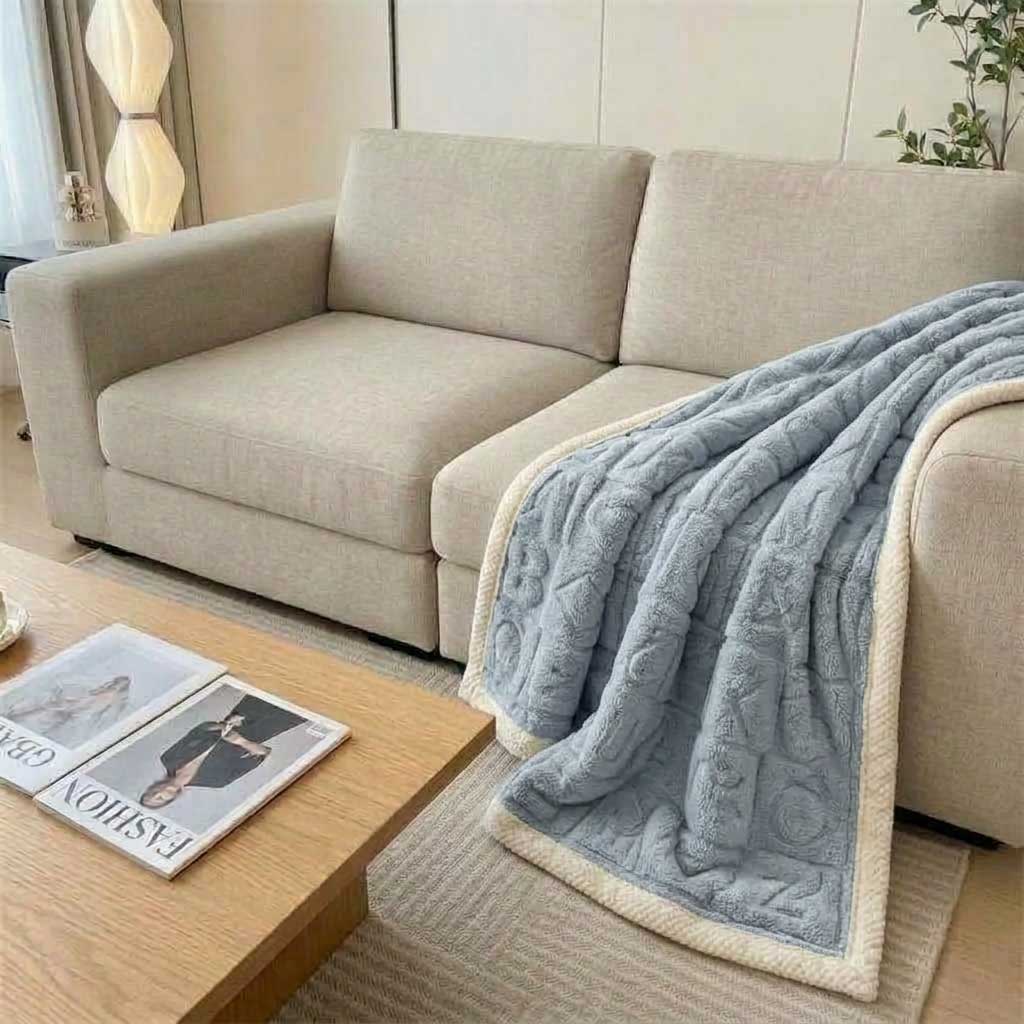 Blue Soft Raised Heart-Pattern Fleece Throw