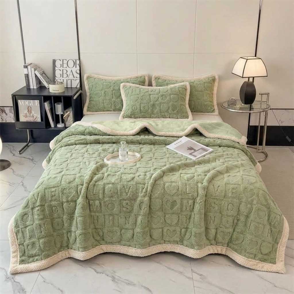 Green Soft Raised Heart-Pattern Fleece Throw